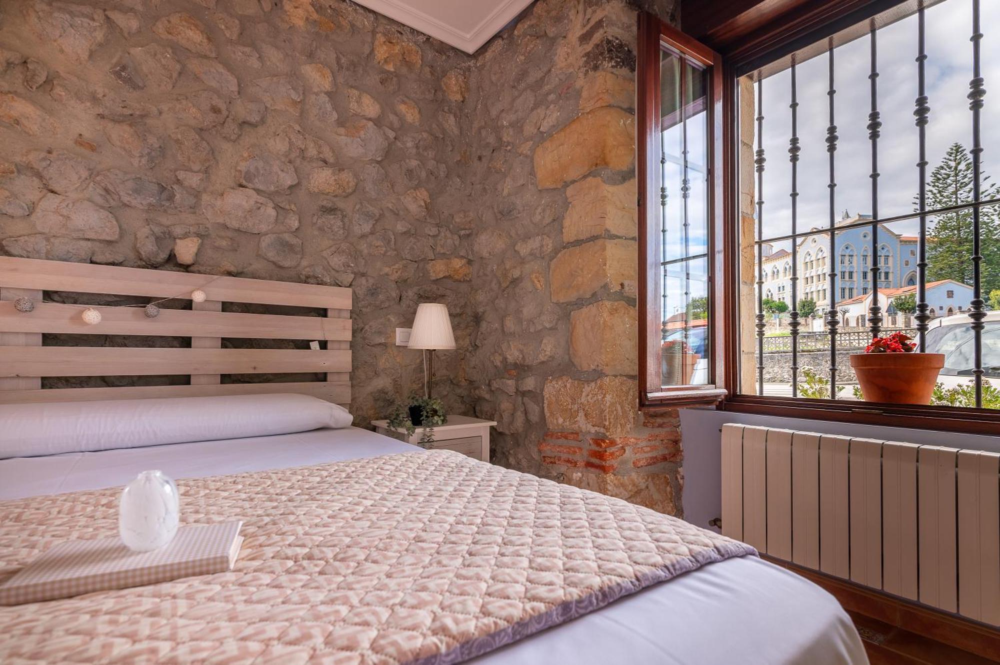Cóbreces Apartamentos El Cruce De Moraton מראה חיצוני תמונה