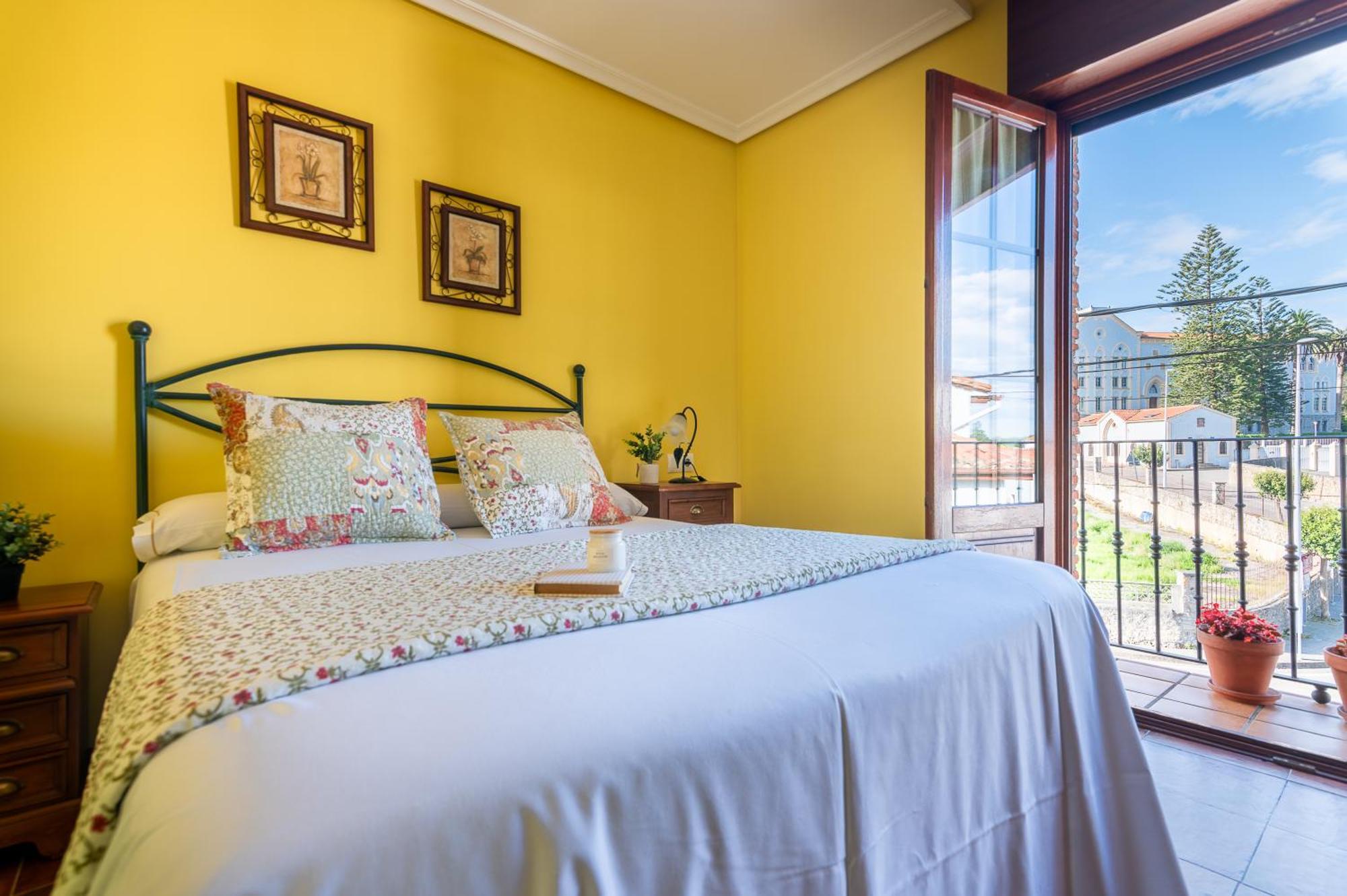 Cóbreces Apartamentos El Cruce De Moraton מראה חיצוני תמונה