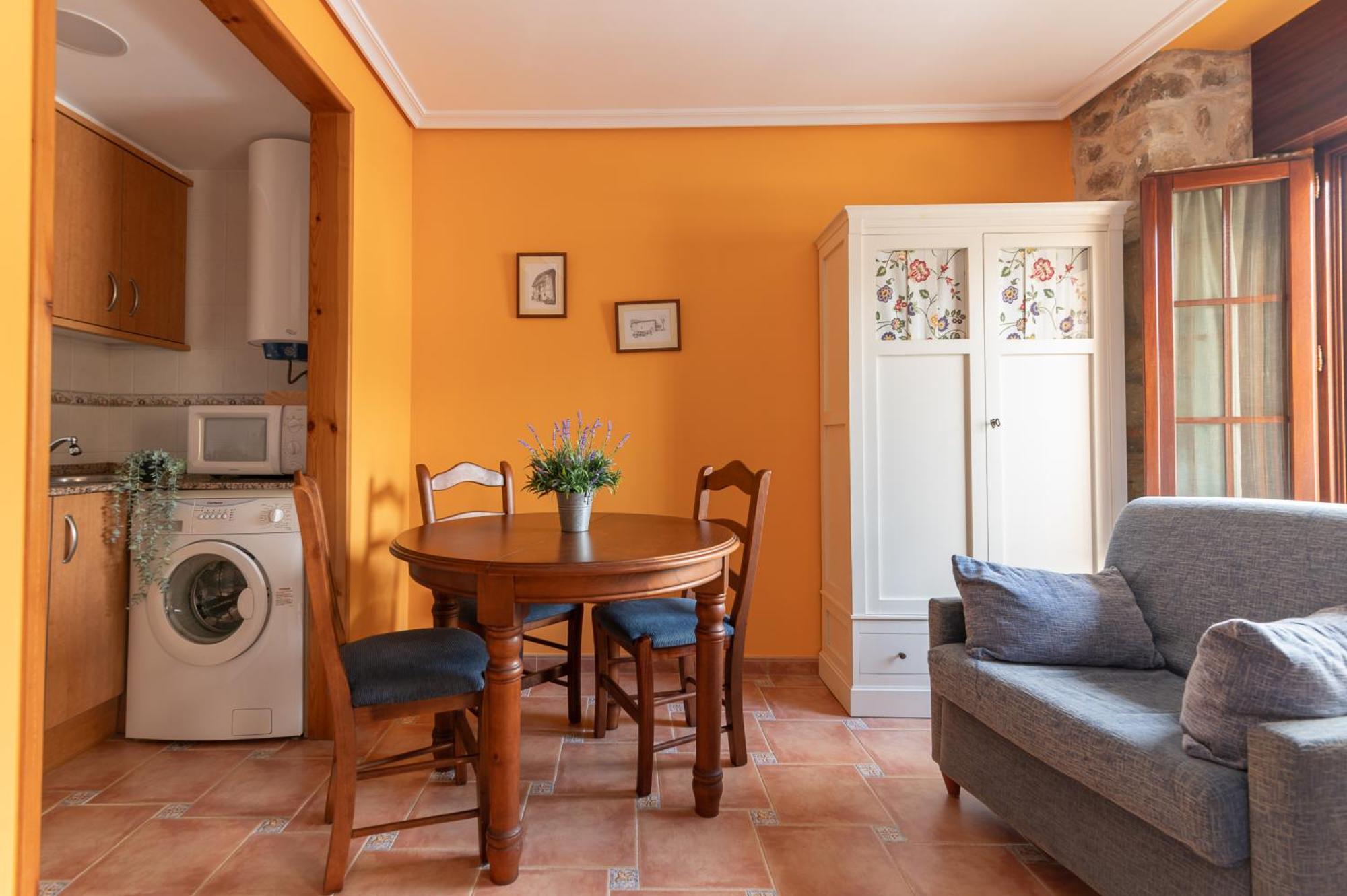Cóbreces Apartamentos El Cruce De Moraton מראה חיצוני תמונה