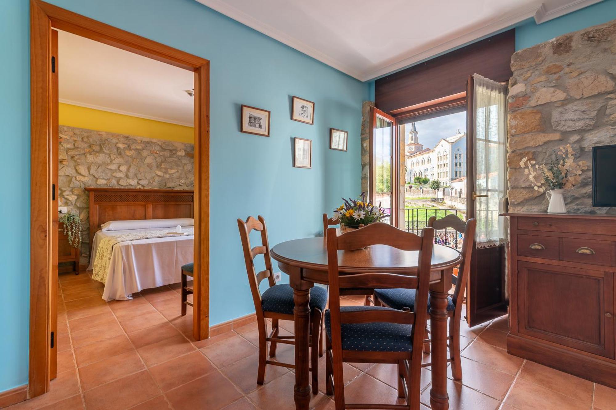 Cóbreces Apartamentos El Cruce De Moraton מראה חיצוני תמונה